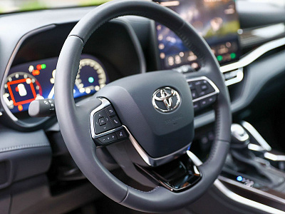 Toyota Highlander черный 2026