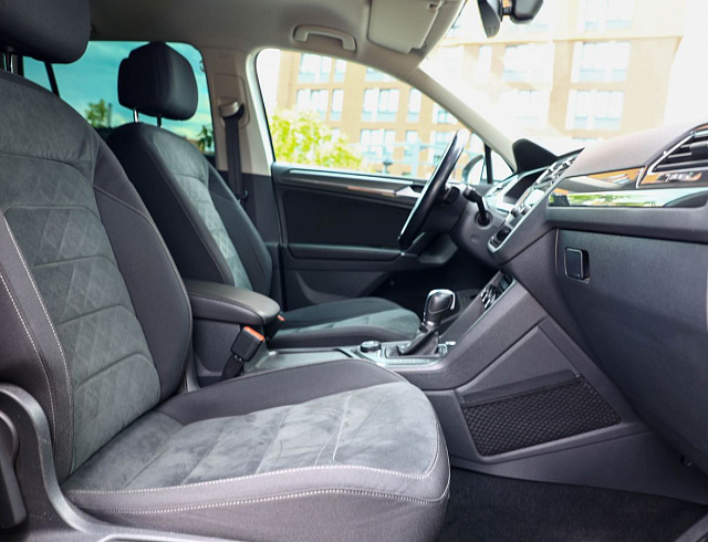 Volkswagen Tiguan белый 2018