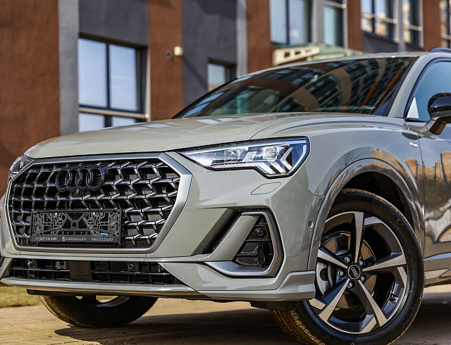 Audi Q3 серый 2026