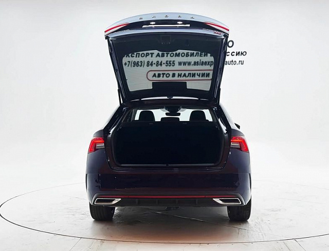 Skoda Octavia 1.4 л 2022 г. Голубой, пробег 49000 км