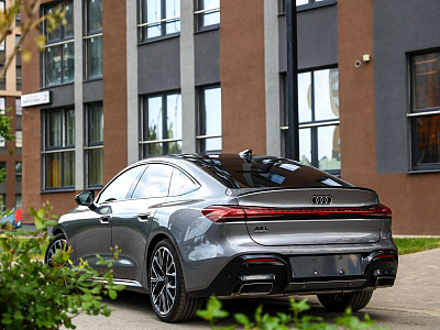 Audi A5 серый 2026