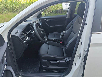 Skoda Kamiq 1.5 л 2022 г. Белый, пробег 10300 км