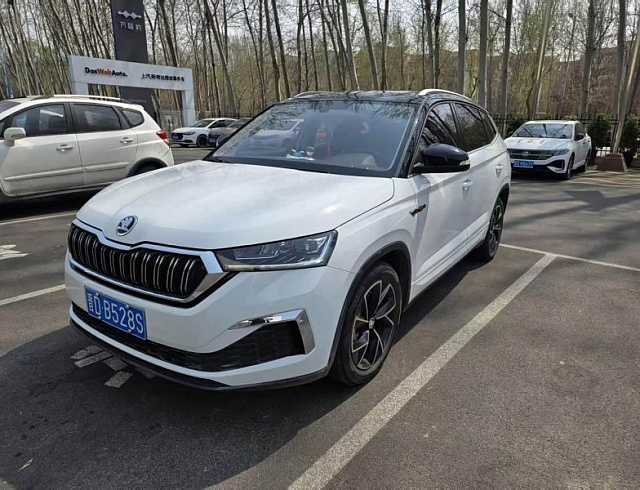 Skoda Kamiq 1.5 л 2023 г. Белый, пробег 36200 км