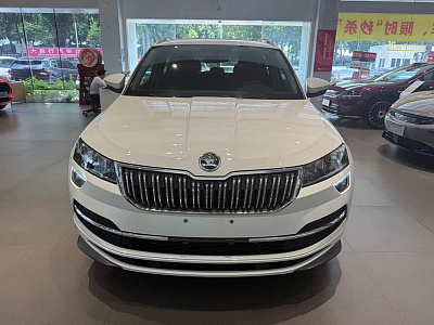 Skoda Karoq 1.4 л 2022 г. Белый, пробег 11000 км
