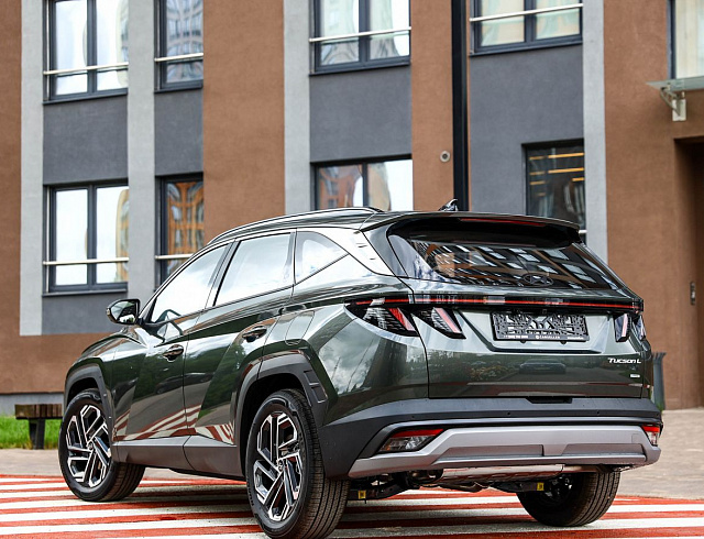 Hyundai Tucson серый 2026