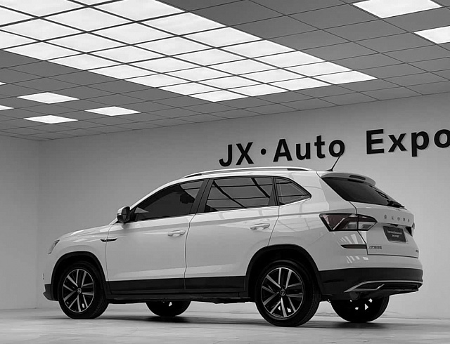 Skoda Kamiq 1.5 л 2022 г. Белый, пробег 22000 км