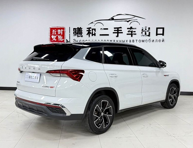 Skoda Kamiq 1.5 л 2023 г. Белый, пробег 18000 км