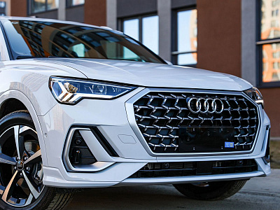 Audi Q3 белый 2026