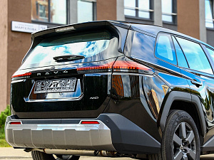 Toyota RAV4 черный 2026