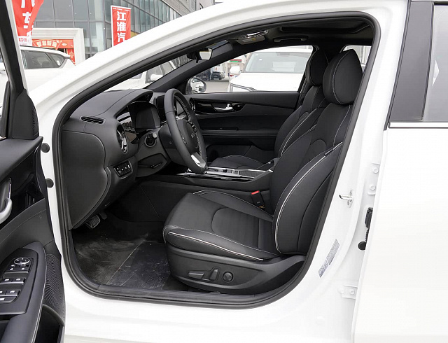 Kia K3 Luxury Smart 1.5