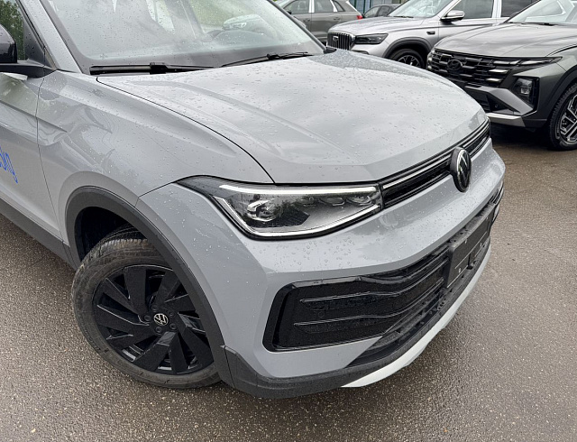 Volkswagen Tharu XR серый 2026