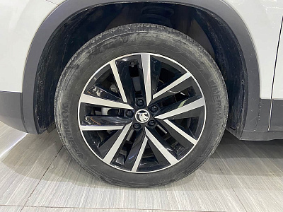Skoda Kamiq 1.5 л 2023 г. Белый, пробег 12000 км