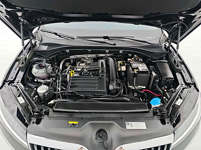 Skoda Superb 1.4 л 2024 г. Чёрный, пробег 19100 км