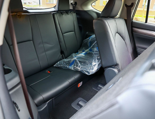 Toyota Highlander черный 2026