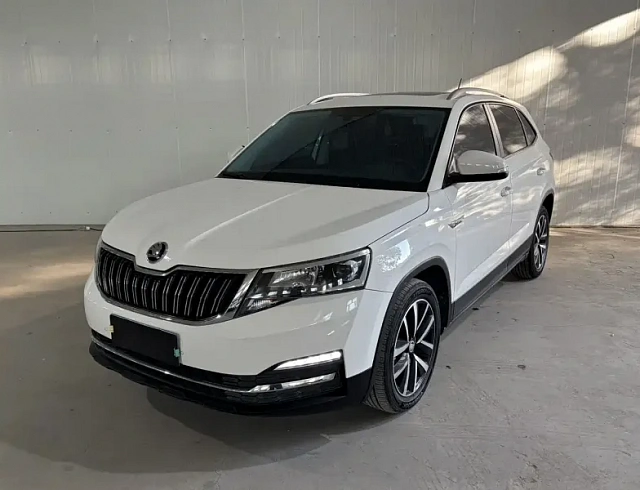 Skoda Kamiq 1.5 л 2022 г. Белый, пробег 45000 км