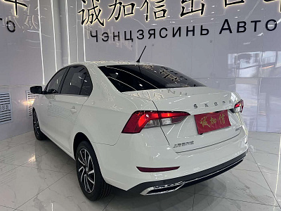 Skoda Rapid 1.5 л 2022 г. Чёрный, пробег 34000 км