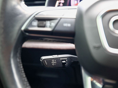 Audi Q8 белый 2018