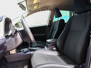 Toyota RAV4 белый 2014