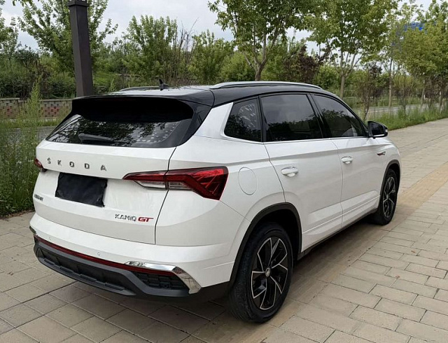 Skoda Kamiq 1.5 л 2022 г. Белый, пробег 17000 км