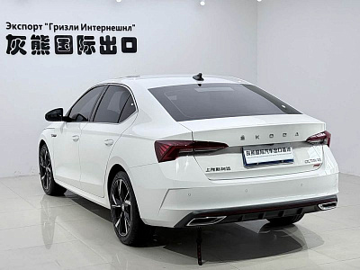 Skoda Octavia 1.4 л 2022 г. Белый, пробег 14000 км