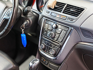 Opel Mokka черный 2013