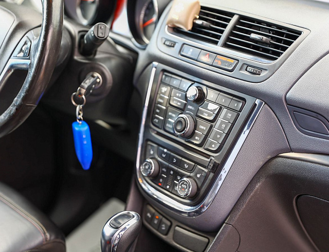 Opel Mokka черный 2013