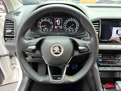 Skoda Karoq 1.4 л 2022 г. Белый, пробег 45000 км