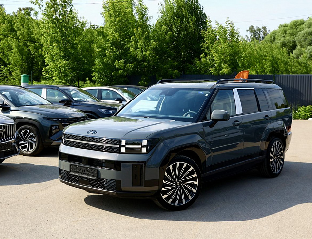 Hyundai Santa Fe серый 2026