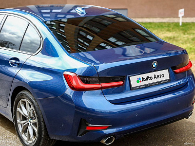 BMW 3 серии синий 2020