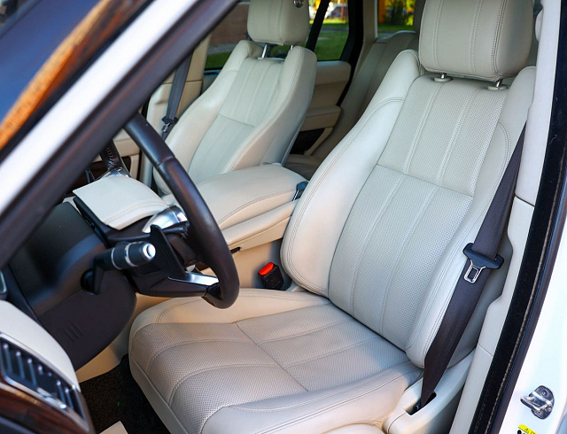 Land Rover Range Rover белый 2016