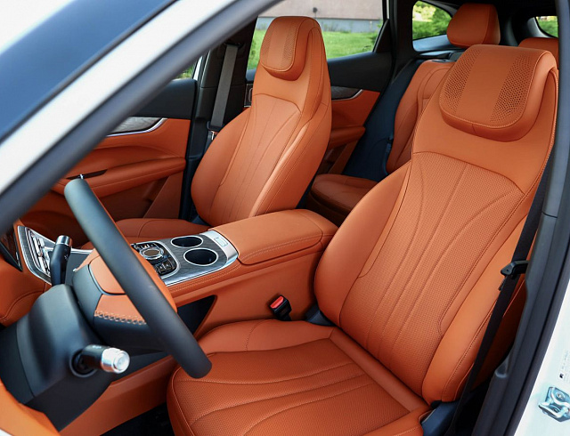 Geely Galaxy M7 белый 2026