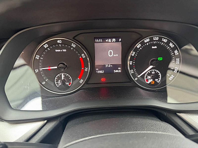 Skoda Octavia 1.4 л 2023 г. Белый, пробег 13899 км