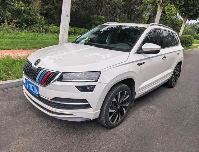 Skoda Karoq 1.4 л 2022 г. Белый, пробег 27000 км