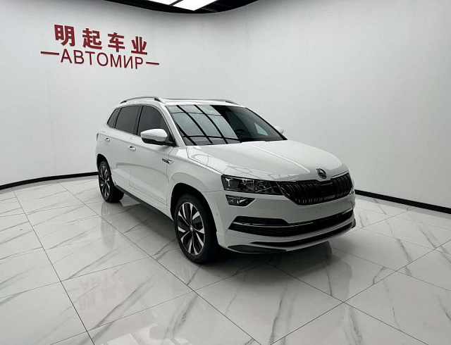 Skoda Karoq 1.4 л 2023 г. Белый, пробег 37000 км