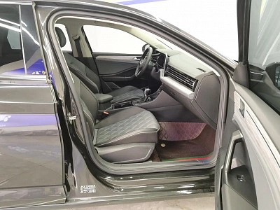 Volkswagen Sagitar 1.4T