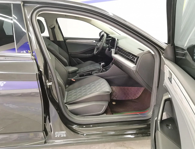 Volkswagen Sagitar 1.4T