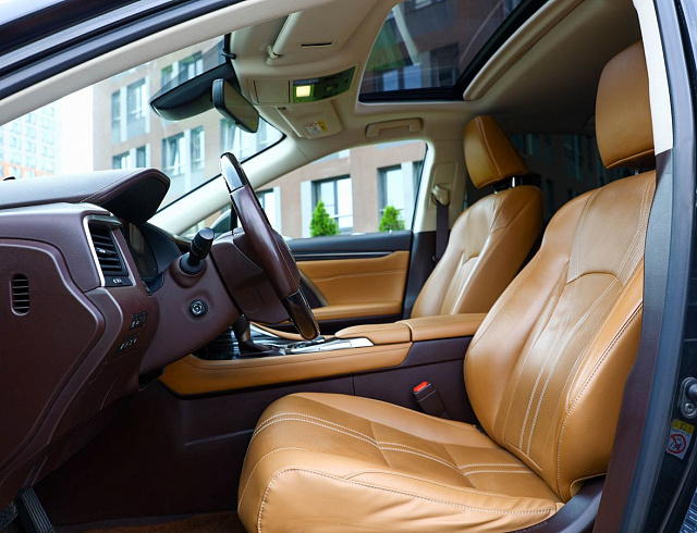 Lexus RX черный 2019