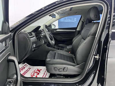 Skoda Superb 1.4 л 2022 г. Чёрный, пробег 22000 км