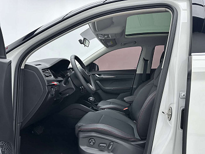Skoda Kamiq 1.5 л 2022 г. Белый, пробег 30000 км