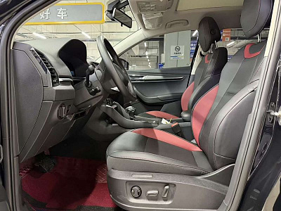 Skoda Karoq 1.4 л 2022 г. Чёрный, пробег 19000 км
