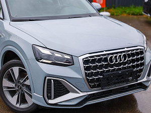 Audi Q2 серый 2025