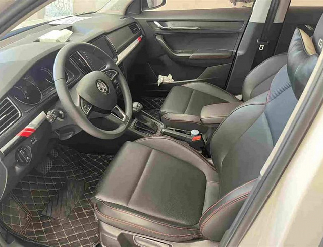 Skoda Kamiq 1.5 л 2023 г. Белый, пробег 29000 км