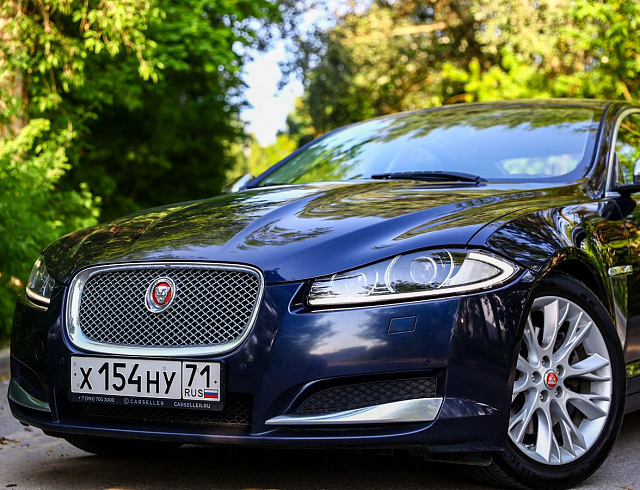 Jaguar XF