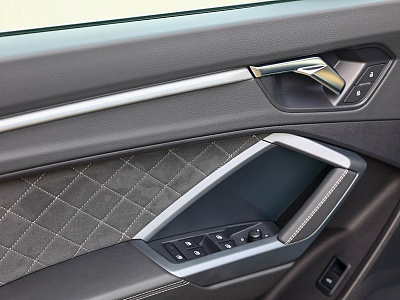 Audi Q3 серый 2026