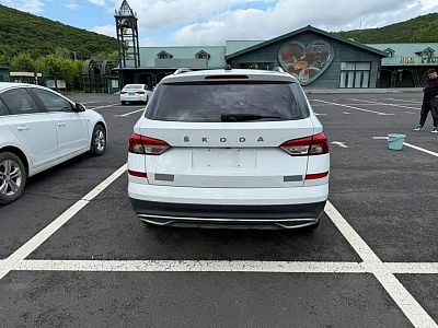 Skoda Kamiq 1.5 л 2023 г. Белый, пробег 1400 км