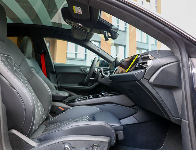 Audi A5 серый 2026