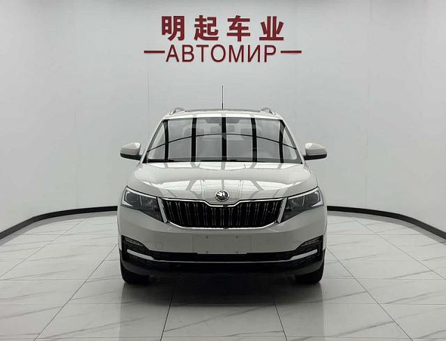 Skoda Kamiq 1.5 л 2022 г. Белый, пробег 32000 км