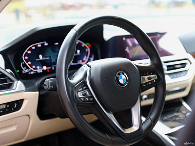BMW 3 серии синий 2020