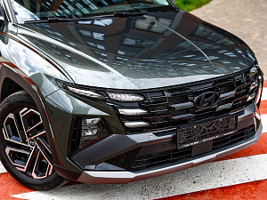 Hyundai Tucson серый 2026