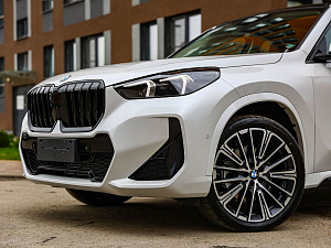 BMW X1 белый 2026